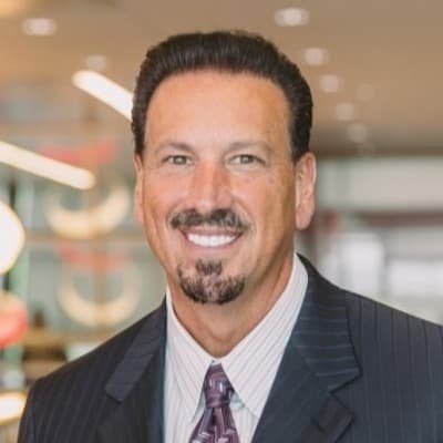 NAR hires trademark attorney; MoxiWorks VP moves to C-suite