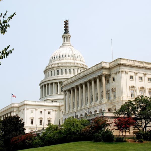 Fed gov pushes for aggressive rate cut; CFPB to ‘close down’ Fed gov pushes for aggressive rate cut; CFPB to ‘close down’